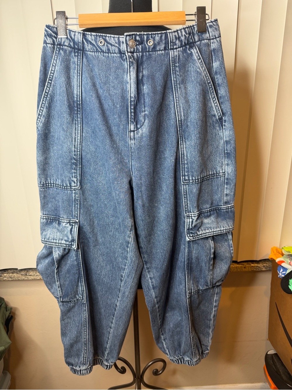 Scoop Washed Blue Denim Cargo Barrel Jogger  Streetwear Pants Size 4/6